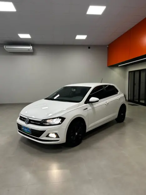 VOLKSWAGEN Polo Hatch 1.0 12V 4P 200 TSI  COMFORTLINE AUTOM�TICO, Foto 2