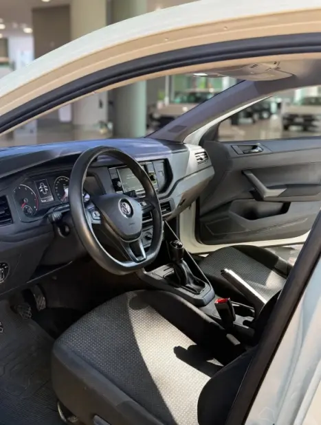 VOLKSWAGEN Polo Hatch 1.0 12V 4P MPI FLEX, Foto 4