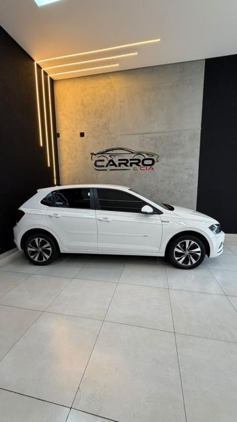 VOLKSWAGEN Polo Hatch 1.0 12V 4P 200 TSI COMFORTLINE, Foto 4