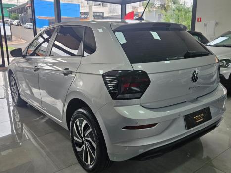 VOLKSWAGEN Polo Hatch 1.0 12V 4P 200 TSI HIGHLINE AUTOMÁTICO, Foto 4