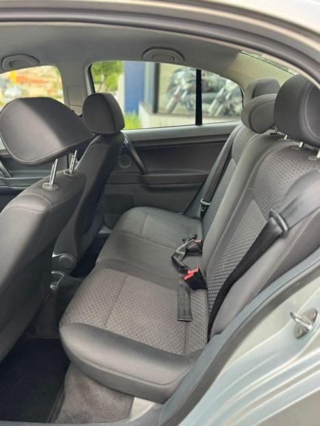 VOLKSWAGEN Polo Sedan 1.6 4P COMFORTLINE FLEX, Foto 8