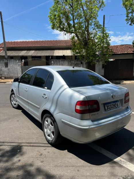 VOLKSWAGEN Polo Sedan 1.6 4P, Foto 4