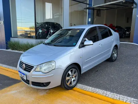 VOLKSWAGEN Polo Sedan 1.6 4P COMFORTLINE FLEX, Foto 2