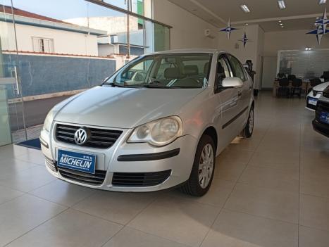 VOLKSWAGEN Polo Sedan 1.6 4P COMFORTLINE, Foto 1