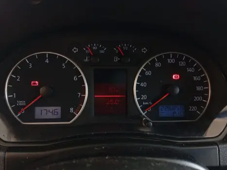 VOLKSWAGEN Polo Sedan 1.6 4P COMFORTLINE, Foto 7