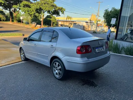 VOLKSWAGEN Polo Sedan 1.6 4P FLEX, Foto 4