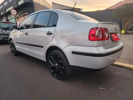 VOLKSWAGEN Polo Sedan 1.6 4P FLEX, Foto 6