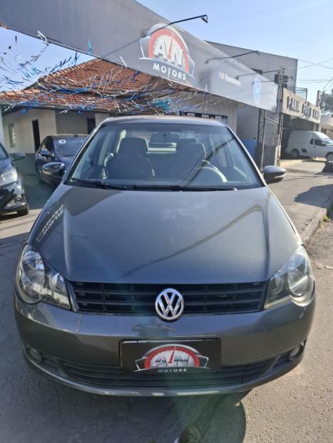 VOLKSWAGEN Polo Sedan 1.6 4P FLEX, Foto 2