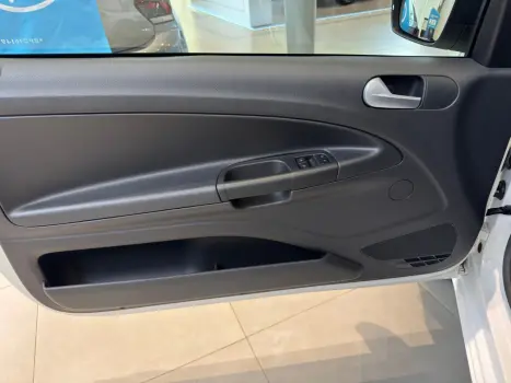 VOLKSWAGEN Saveiro 1.6 16V FLEX MSI ROBUST CABINE SIMPLES, Foto 5