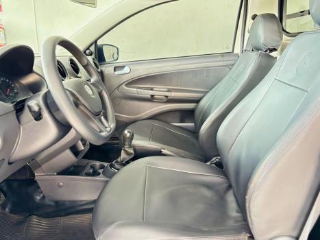 VOLKSWAGEN Saveiro 1.6 G7 CABINE SIMPLES ROBUST FLEX, Foto 11