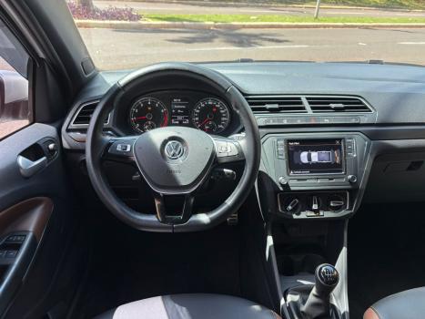 VOLKSWAGEN Saveiro 1.6 G7 CABINE DUPLA CROSS FLEX, Foto 7