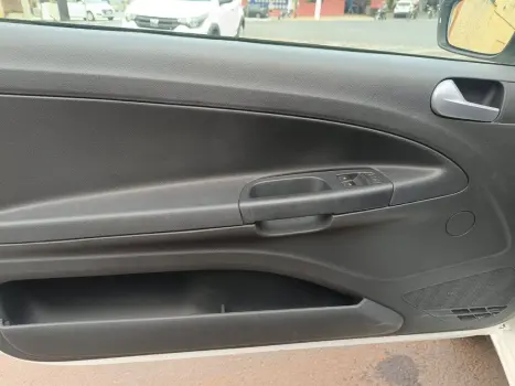 VOLKSWAGEN Saveiro 1.6 FLEX MSI ROBUST CABINE SIMPLES, Foto 8