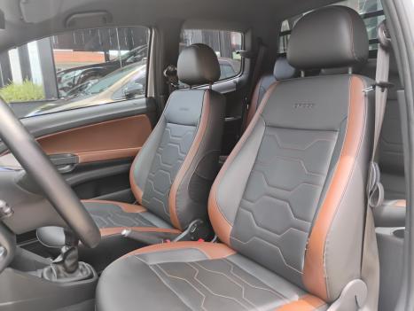 VOLKSWAGEN Saveiro 1.6 G7 CABINE DUPLA CROSS FLEX, Foto 9