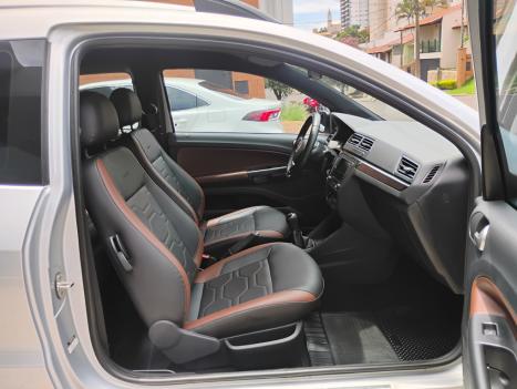 VOLKSWAGEN Saveiro 1.6 G7 CABINE DUPLA CROSS FLEX, Foto 15