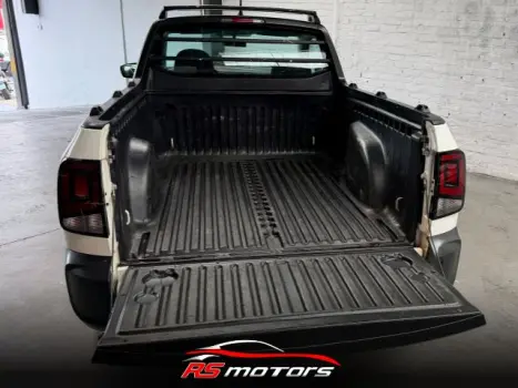 VOLKSWAGEN Saveiro 1.6 16V FLEX MSI ROBUST CABINE SIMPLES, Foto 6