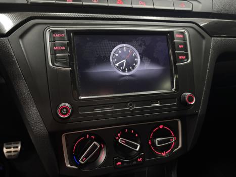 VOLKSWAGEN Saveiro 1.6 G7 CABINE DUPLA CROSS FLEX, Foto 17