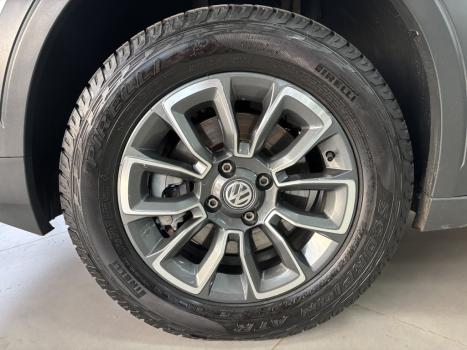 VOLKSWAGEN Saveiro 1.6 G7 CABINE DUPLA CROSS FLEX, Foto 19