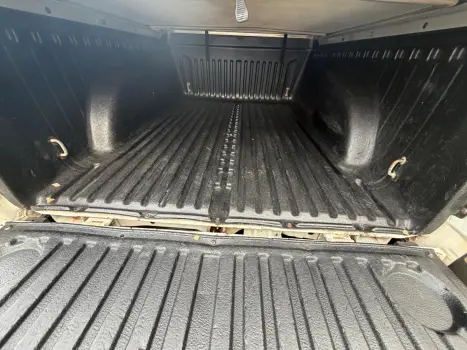 VOLKSWAGEN Saveiro 1.6 G5 TREND CABINE ESTENDIDA FLEX, Foto 14