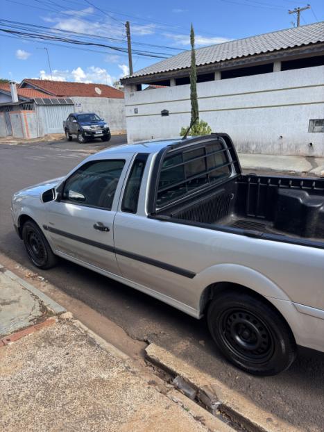 VOLKSWAGEN Saveiro 1.6 G4 CABINE ESTENDIDA TREND FLEX, Foto 4