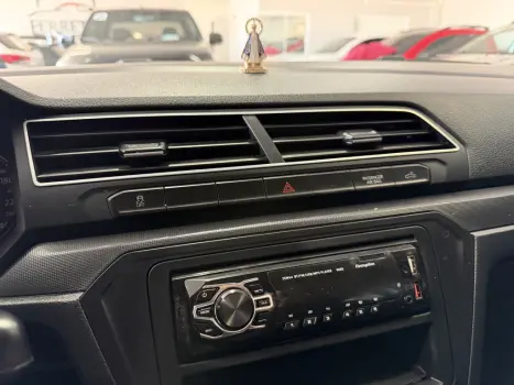 VOLKSWAGEN Saveiro 1.6 G7 CABINE SIMPLES ROBUST FLEX, Foto 8