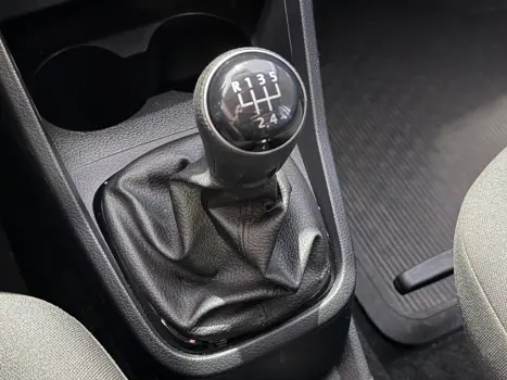 VOLKSWAGEN Saveiro 1.6 G7 CABINE SIMPLES ROBUST FLEX, Foto 10