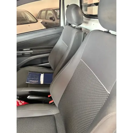 VOLKSWAGEN Saveiro 1.6 FLEX MPI TRENDLINE CABINE SIMPLES, Foto 7