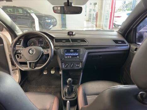 VOLKSWAGEN Saveiro 1.6 16V G6 CROSS CABINE DUPLA FLEX, Foto 5