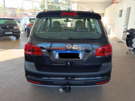 VOLKSWAGEN Space Cross 1.6 4P FLEX, Foto 7