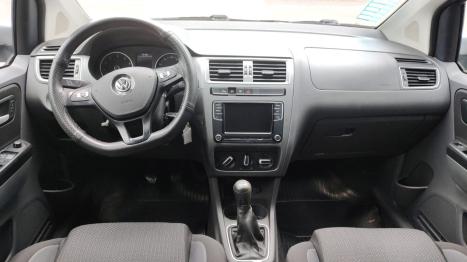 VOLKSWAGEN Space Fox 1.6 4P FLEX I-TREND, Foto 6