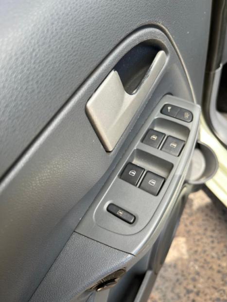VOLKSWAGEN Space Fox 1.6 4P FLEX COMFORTLINE, Foto 2 VOLKSWAGEN Space Fox 1.6 4P FLEX COMFORTLINE, Foto 2