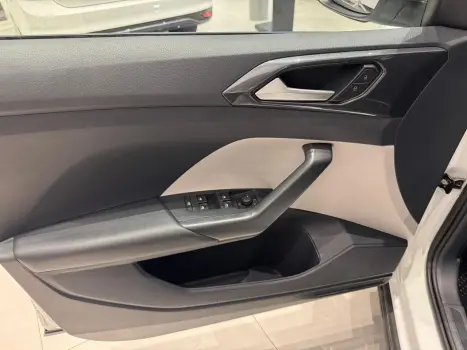 VOLKSWAGEN T-Cross 1.4 4P 250 TSI FLEX HIGHLINE AUTOMTICO, Foto 7