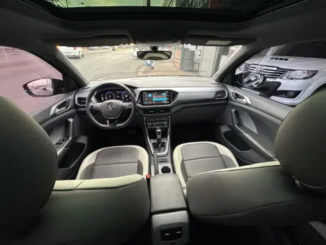 VOLKSWAGEN T-Cross 1.0 4P 200 TSI FLEX COMFORTLINE AUTOMÁTICO, Foto 11 VOLKSWAGEN T-Cross 1.0 4P 200 TSI FLEX COMFORTLINE AUTOMÁTICO, Foto 11