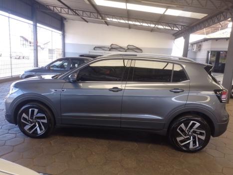 VOLKSWAGEN T-Cross 1.4 4P 250 TSI FLEX HIGHLINE AUTOM�TICO, Foto 19