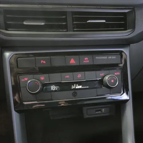 VOLKSWAGEN T-Cross 1.0 4P 200 TSI FLEX COMFORTLINE AUTOM�TICO, Foto 9