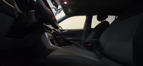 VOLKSWAGEN T-Cross 1.0 4P 200 TSI FLEX AUTOM�TICO, Foto 15