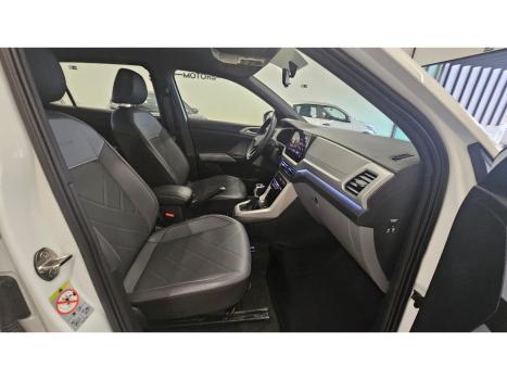 VOLKSWAGEN T-Cross 1.0 4P 200 TSI FLEX COMFORTLINE AUTOM�TICO, Foto 16