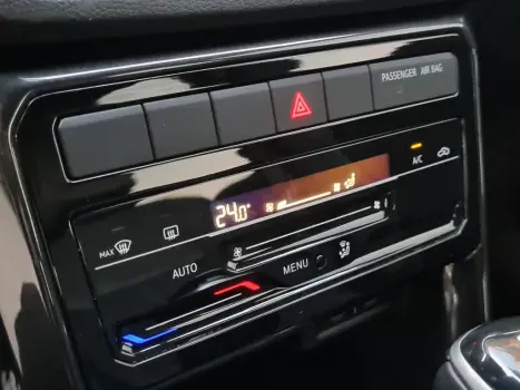 VOLKSWAGEN T-Cross 1.4 4P 250 TSI FLEX HIGHLINE AUTOM�TICO, Foto 13