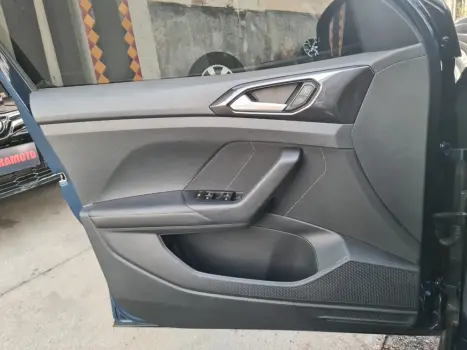 VOLKSWAGEN T-Cross 1.4 4P 250 TSI FLEX HIGHLINE AUTOM�TICO, Foto 18