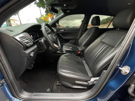 VOLKSWAGEN T-Cross 1.4 4P 250 TSI FLEX HIGHLINE AUTOM�TICO, Foto 13