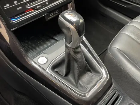 VOLKSWAGEN T-Cross 1.4 4P 250 TSI FLEX HIGHLINE AUTOM�TICO, Foto 19