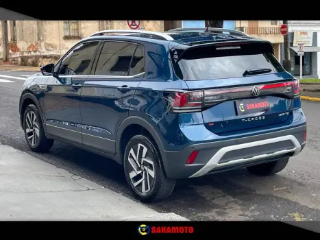 VOLKSWAGEN T-Cross 1.4 4P 250 TSI FLEX HIGHLINE AUTOM�TICO, Foto 3