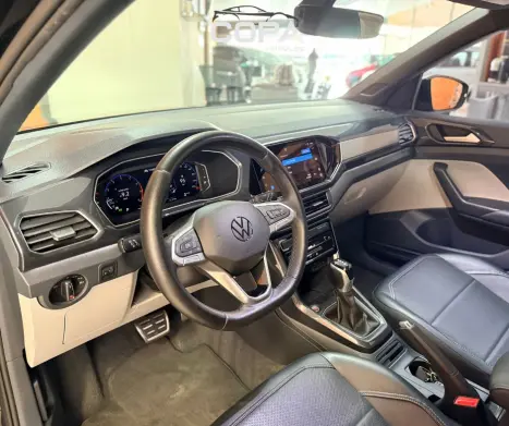 VOLKSWAGEN T-Cross 1.4 4P 250 TSI FLEX HIGHLINE AUTOM�TICO, Foto 15