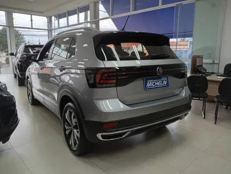 VOLKSWAGEN T-Cross 1.4 4P 250 TSI FLEX HIGHLINE AUTOM�TICO, Foto 3
