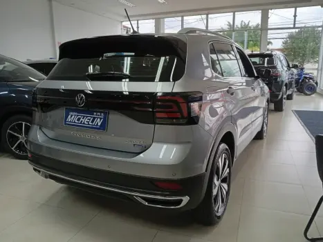VOLKSWAGEN T-Cross 1.4 4P 250 TSI FLEX HIGHLINE AUTOM�TICO, Foto 5