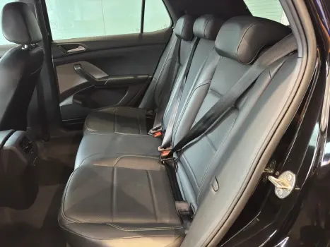 VOLKSWAGEN T-Cross 1.4 4P 250 TSI FLEX HIGHLINE AUTOM�TICO, Foto 6