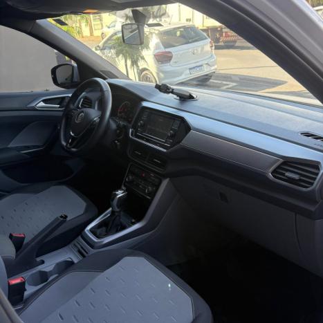 VOLKSWAGEN T-Cross 1.0 4P 200 TSI FLEX COMFORTLINE AUTOM�TICO, Foto 9