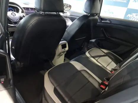 VOLKSWAGEN T-Cross 1.4 4P 250 TSI FLEX HIGHLINE AUTOM�TICO, Foto 12