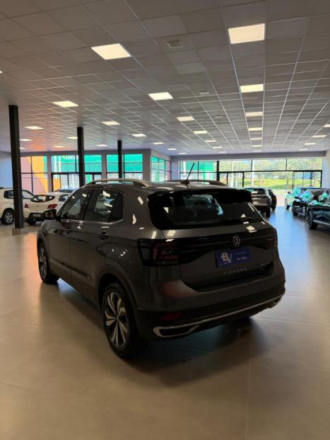 VOLKSWAGEN T-Cross 1.4 4P 250 TSI FLEX HIGHLINE AUTOM�TICO, Foto 3