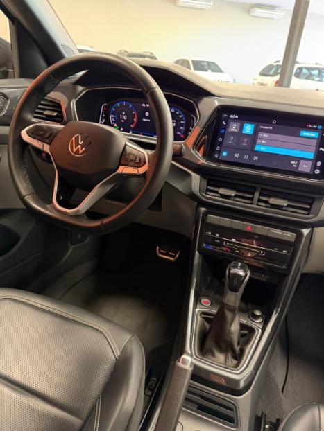 VOLKSWAGEN T-Cross 1.4 4P 250 TSI FLEX HIGHLINE AUTOM�TICO, Foto 14