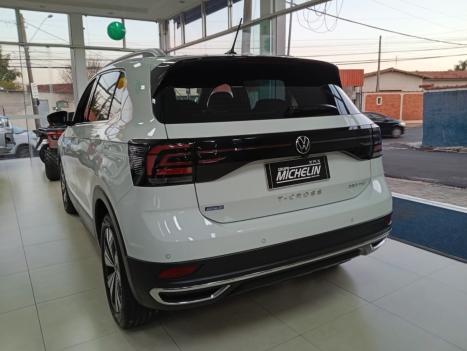 VOLKSWAGEN T-Cross 1.4 4P 250 TSI FLEX HIGHLINE AUTOM�TICO, Foto 4